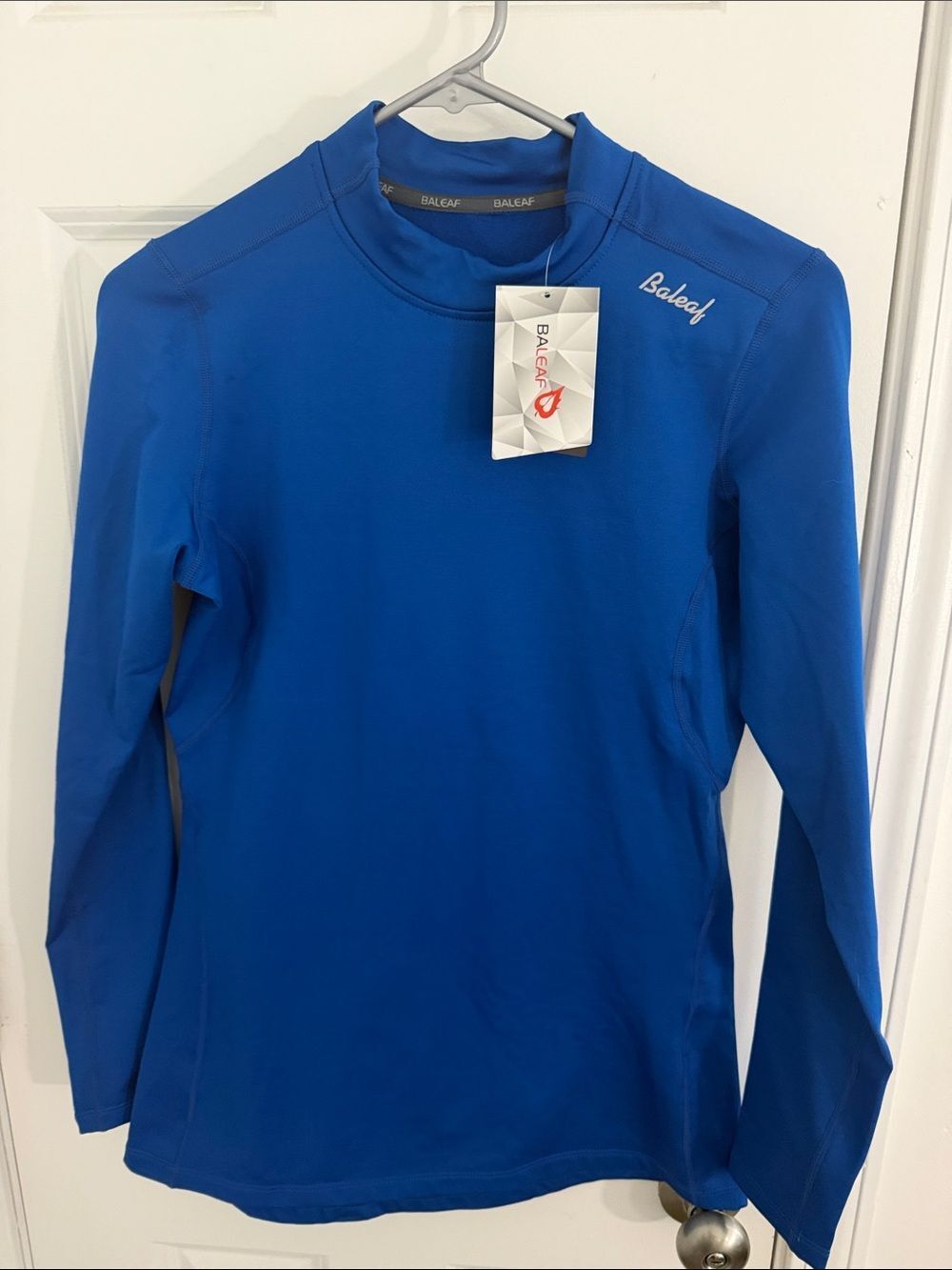 Baleaf Blue Long-Sleeve Athletic Top Size Small